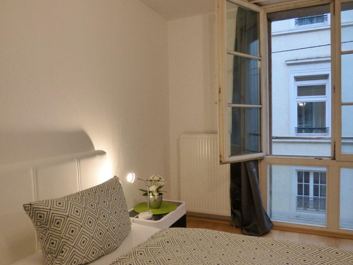 Domino Apartment Baden-Baden Bagian luar foto
